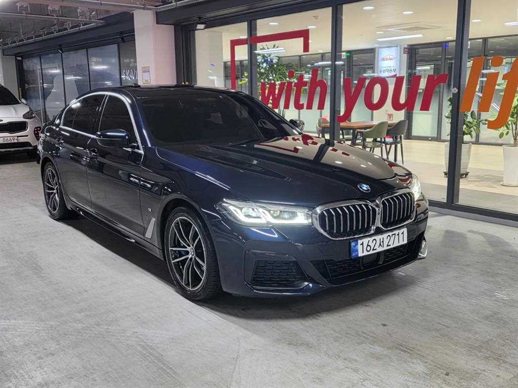 BMW 5 Series 2023 Negro - Importación desde Corea - HF Imports Iquique - Foto 1