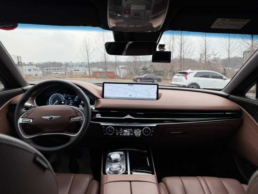 Genesis G80 - Vista 9
