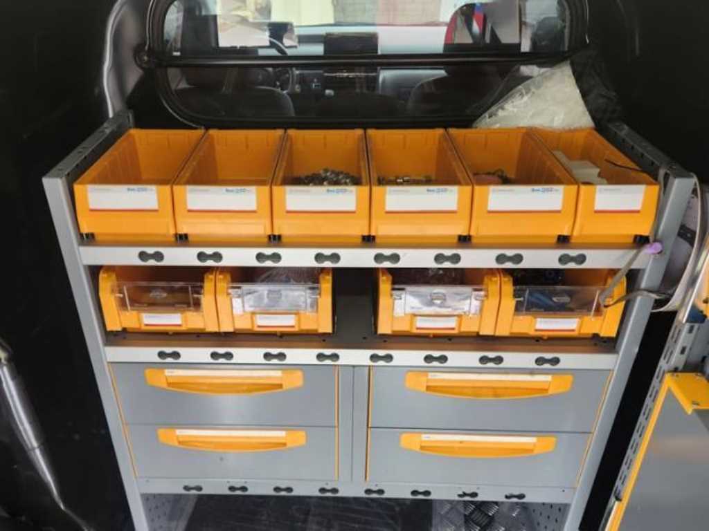 HYUNDAI Staria - Vista 7