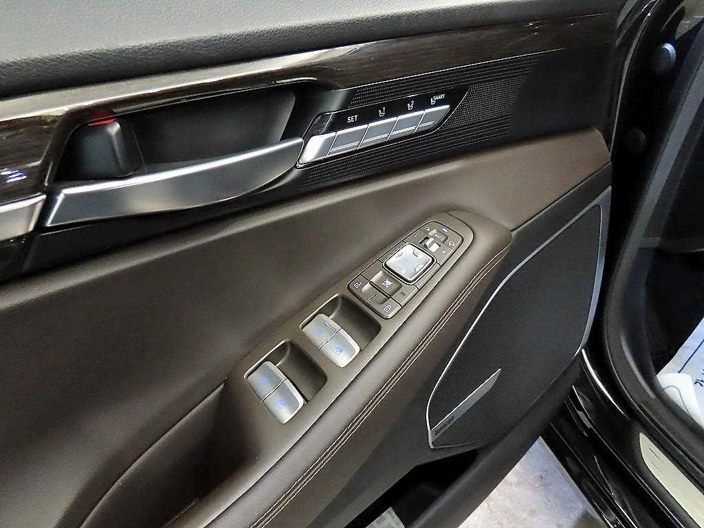 Genesis EQ900 2018 - Importación desde Corea - HF Imports Iquique - Foto 13