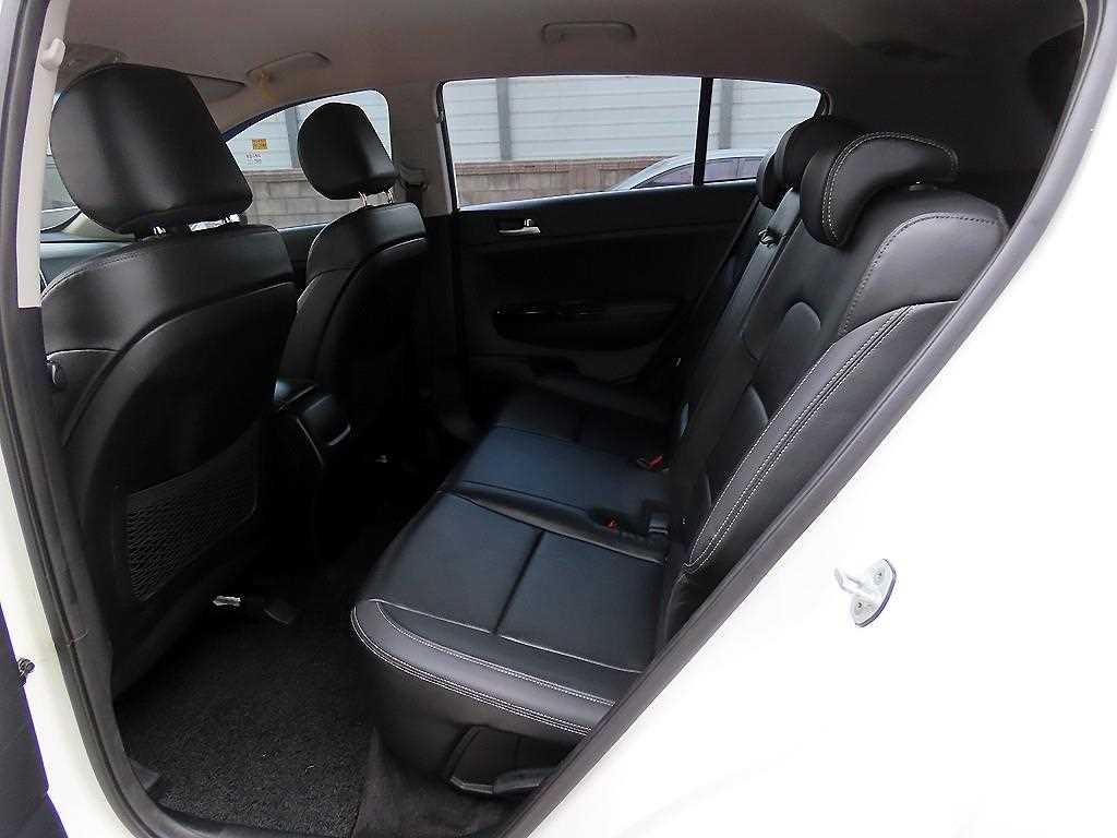 KIA Sportage - Vista 6