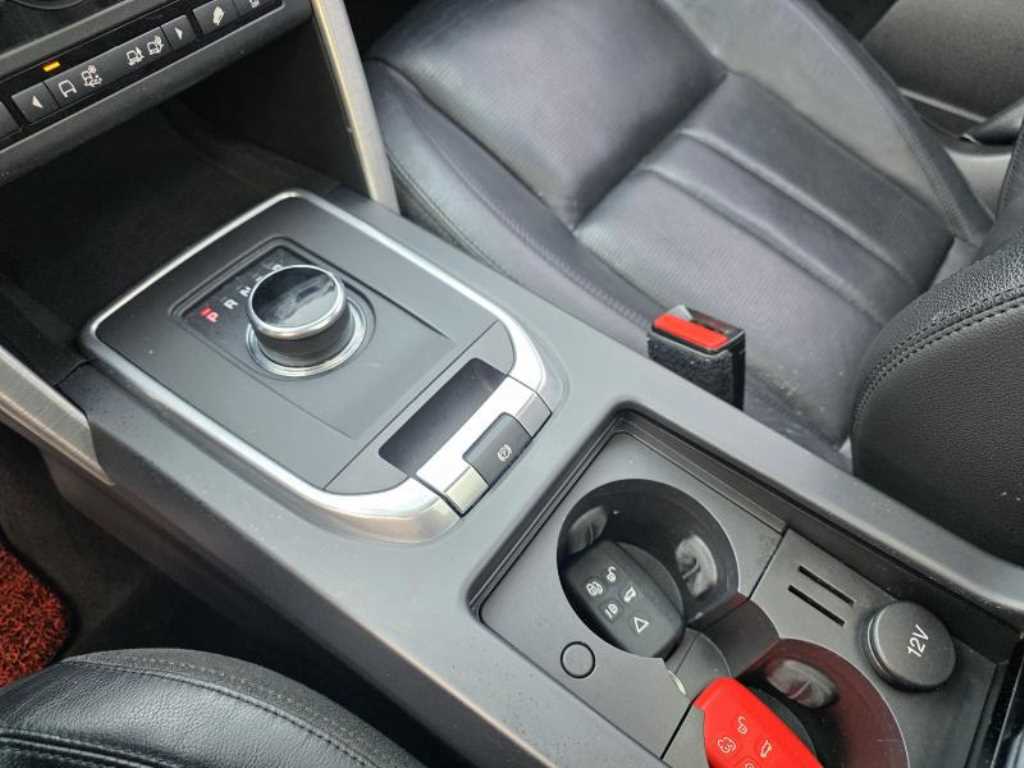 Land Rover Discovery Sports 2017 Negro - Importación desde Corea - HF Imports Iquique - Foto 15