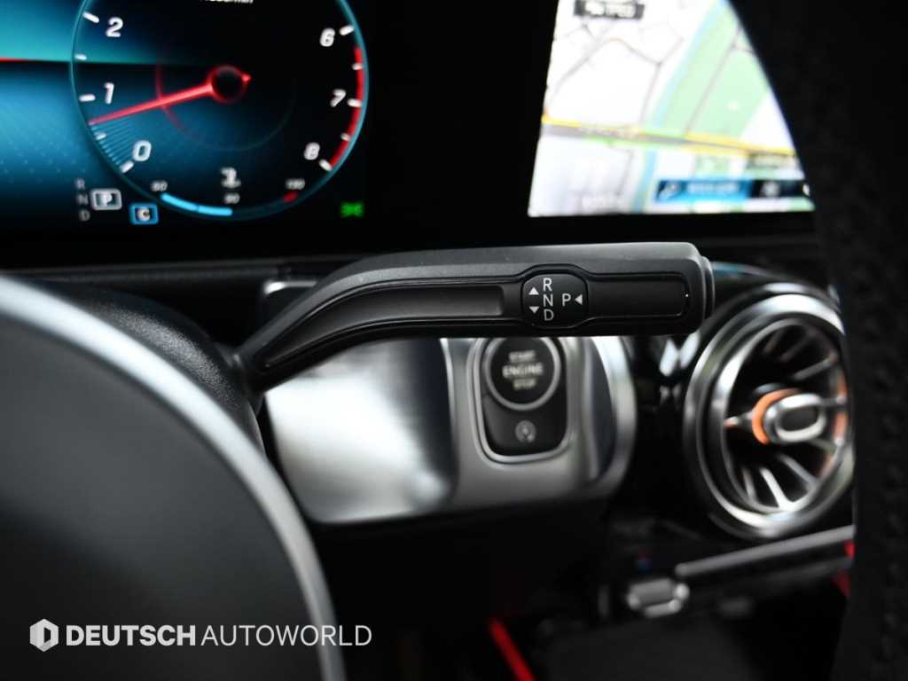 Mercedes Benz GLB Class - Vista 9