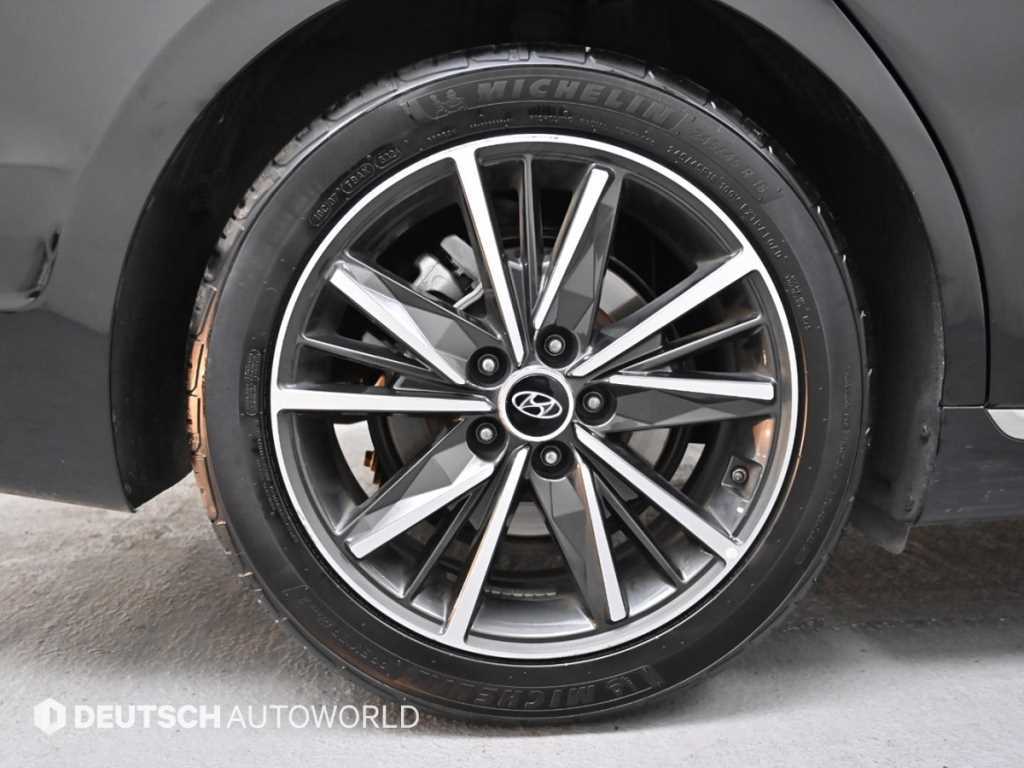 HYUNDAI Grandeur - Vista 6