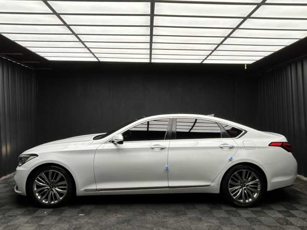 Genesis G80 - Vista 3