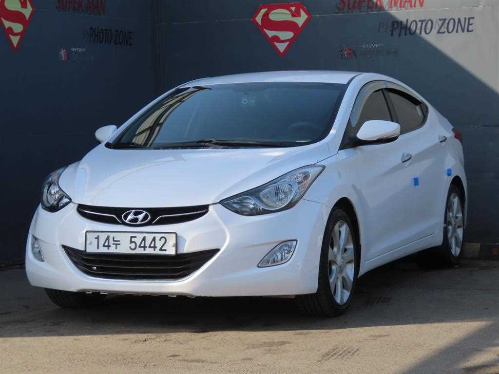 HYUNDAI Avante 2012 - Importación desde Corea - HF Imports Iquique - Foto 1