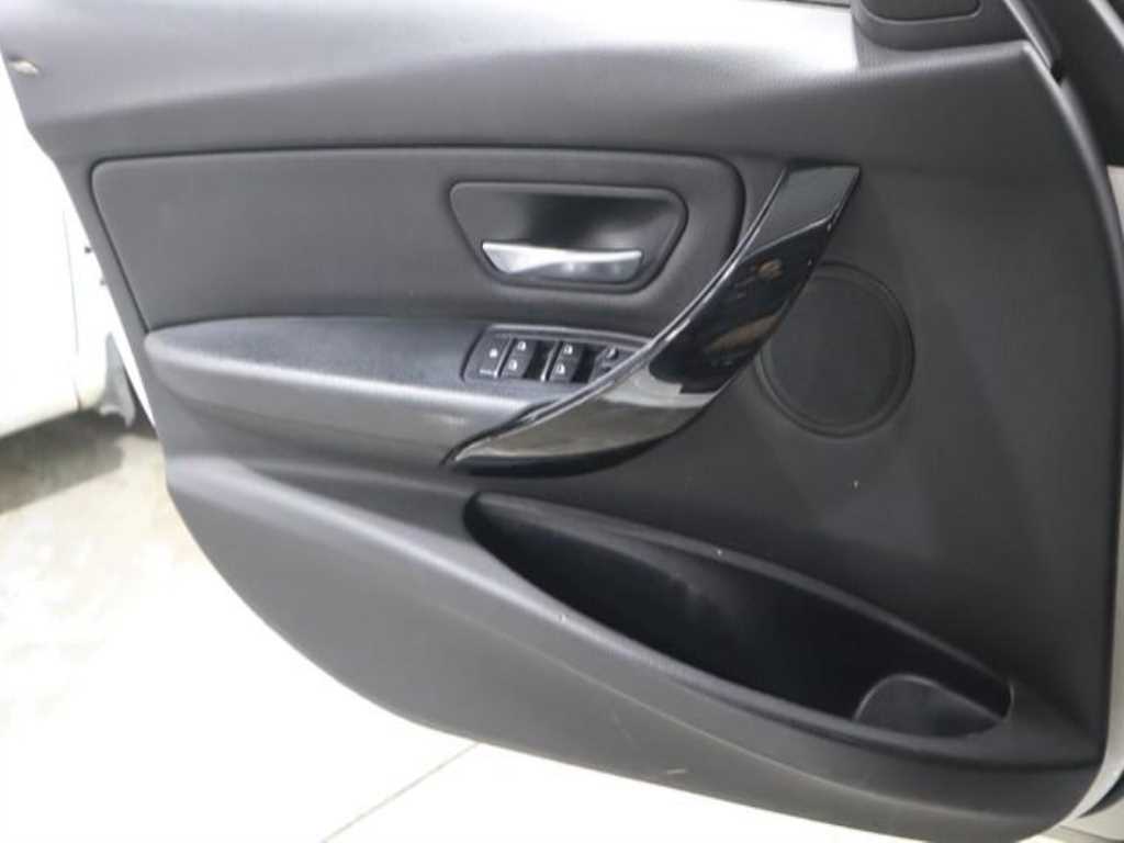 BMW 3 series - Vista 7