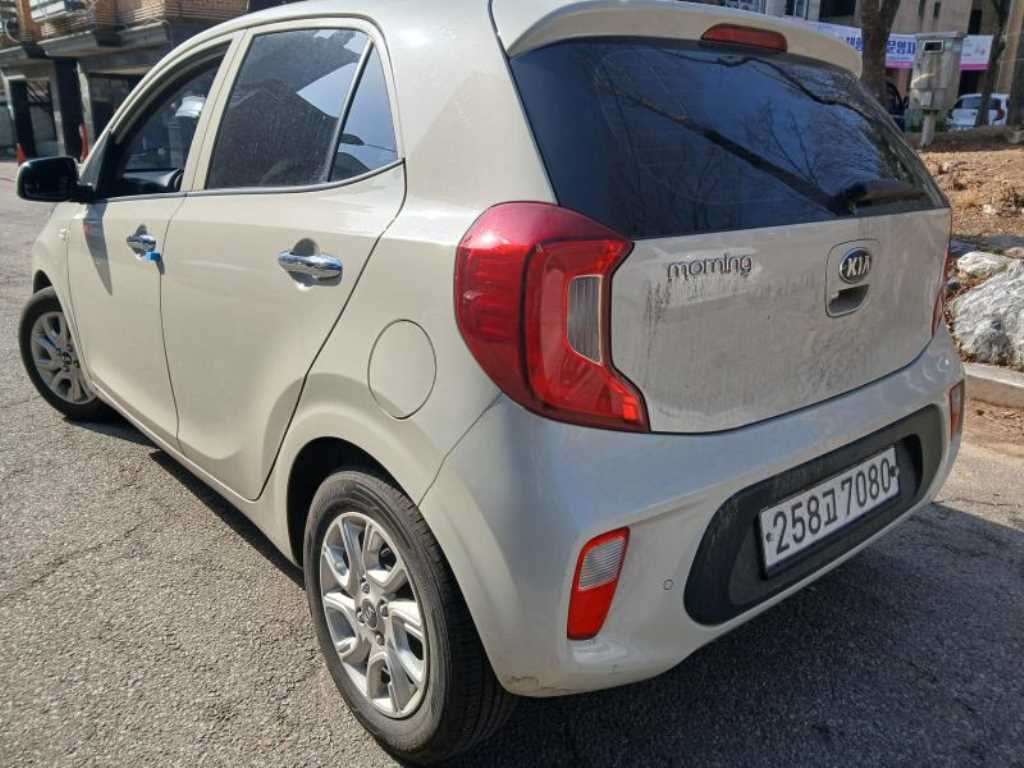 KIA Morning - Vista 3