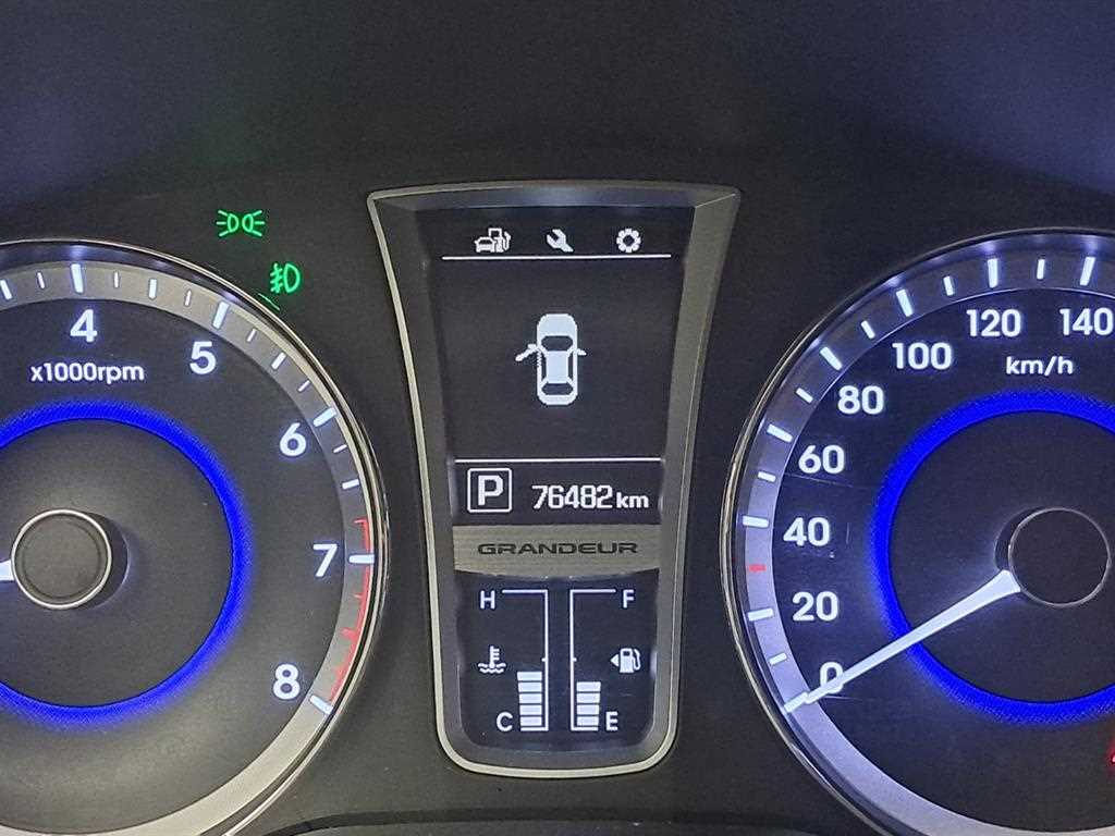 HYUNDAI Grandeur - Vista 8