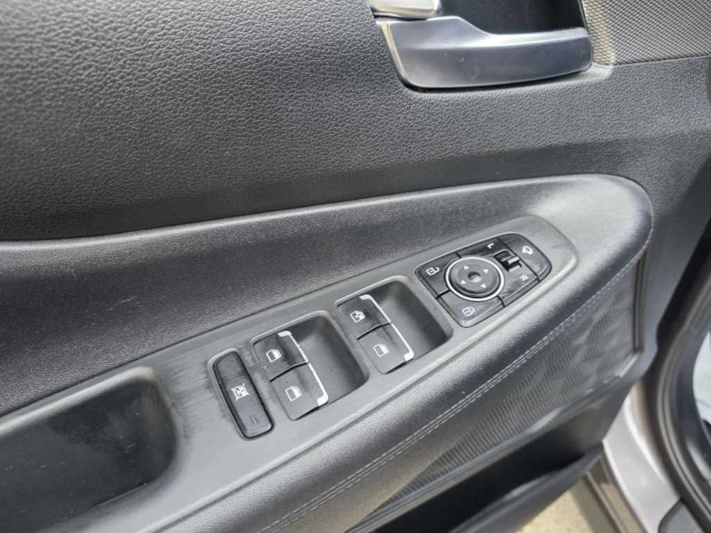 HYUNDAI Santa Fe - Vista 12