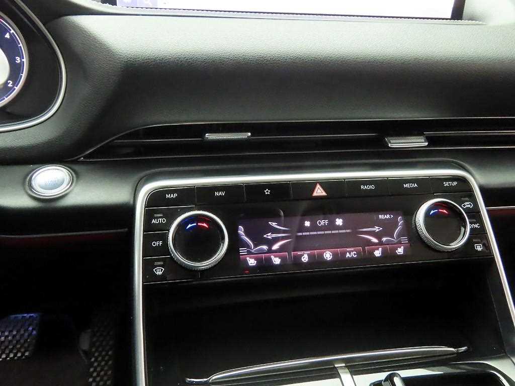 Genesis GV80 - Vista 9