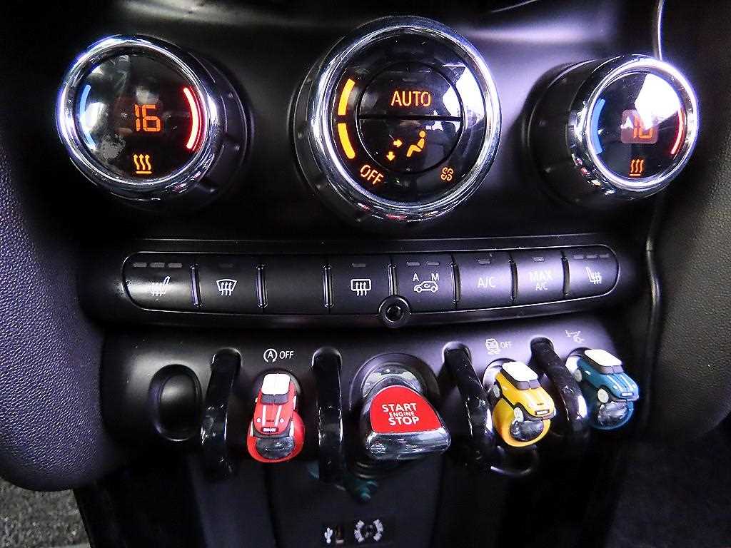 Mini Cooper 2014 Negro - Importación desde Corea - HF Imports Iquique - Foto 13