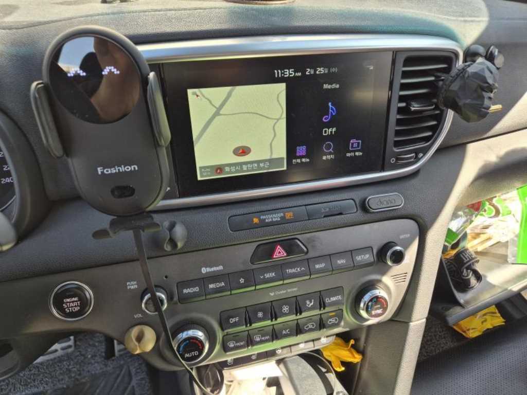 KIA Sportage - Vista 5