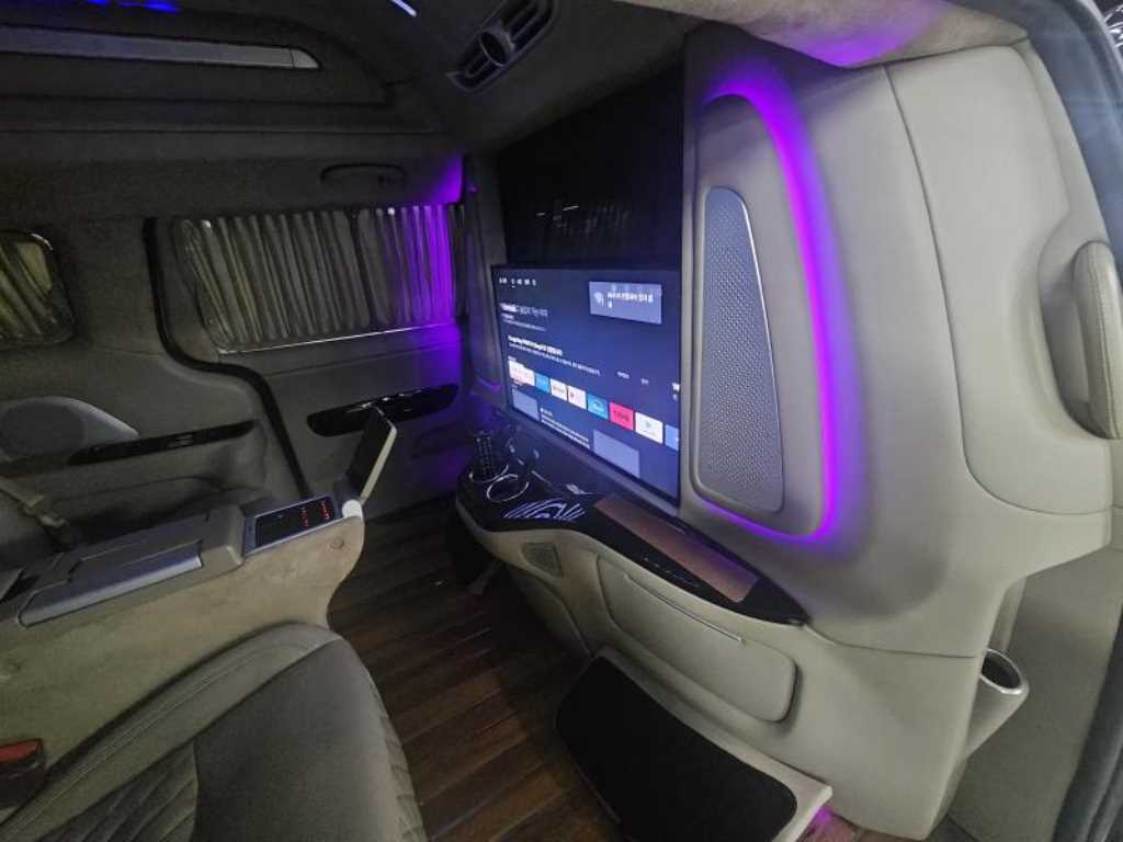 KIA Carnival - Vista 6