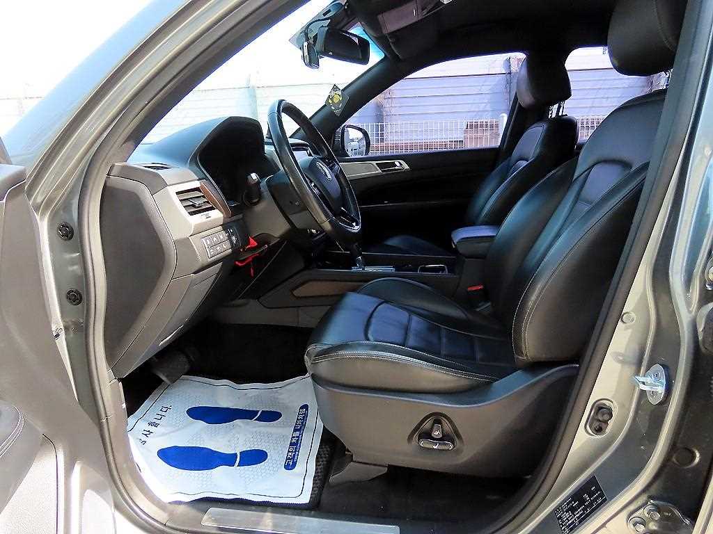 Ssangyong Rexton - Vista 5