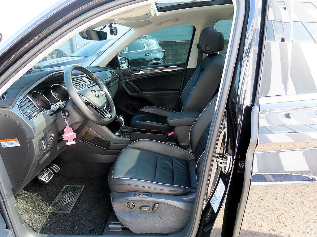 Volkswagen Tiguan - Vista 5