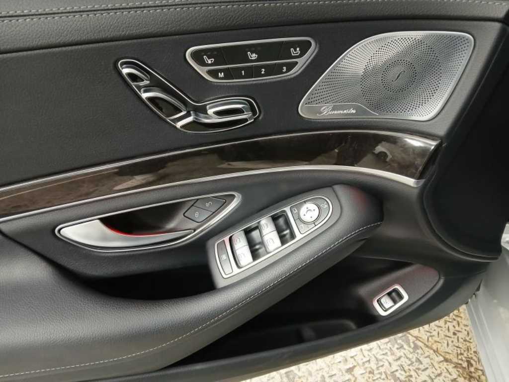 Mercedes Benz S Class - Vista 10