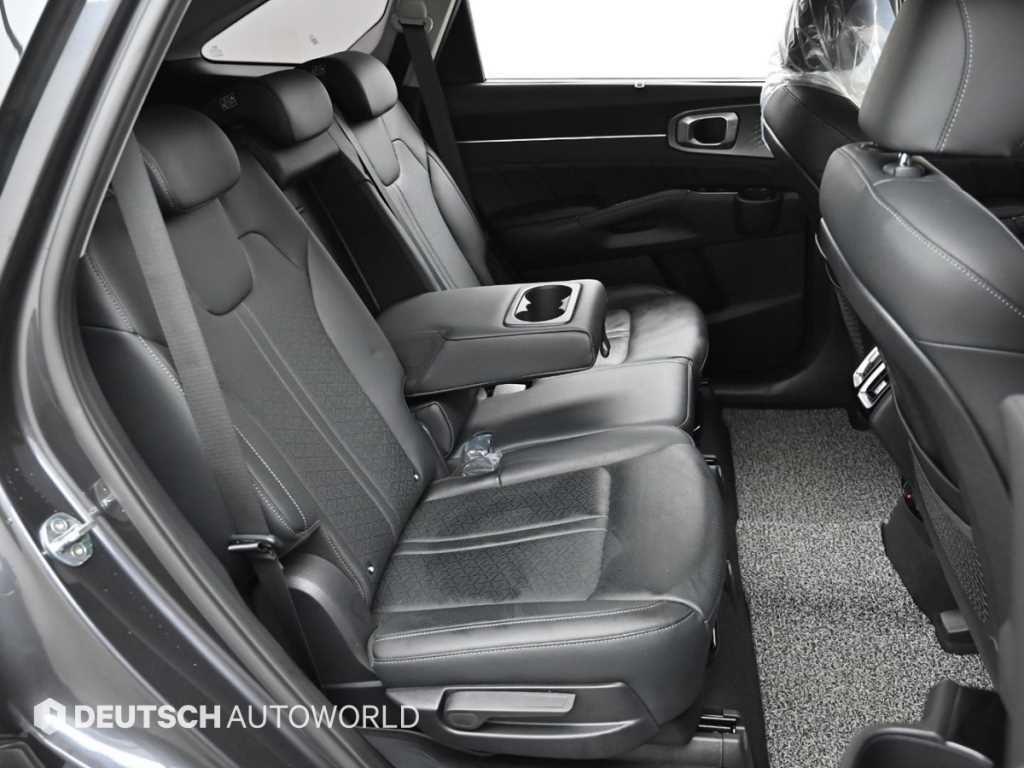 KIA Sorento - Vista 12