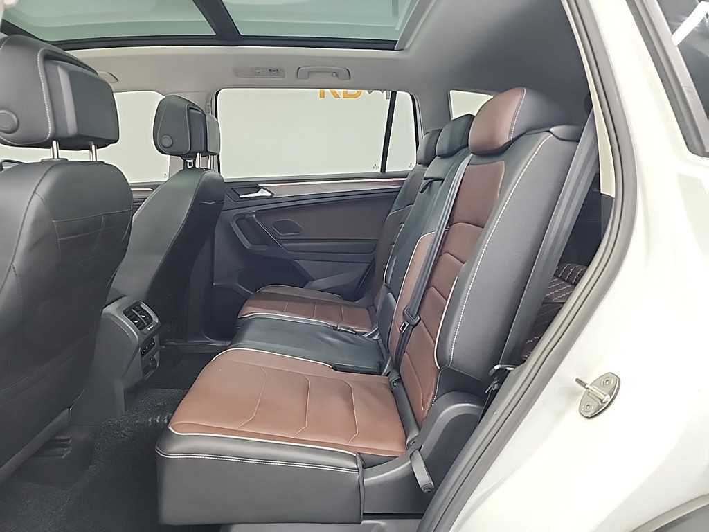 Volkswagen Tiguan - Vista 12