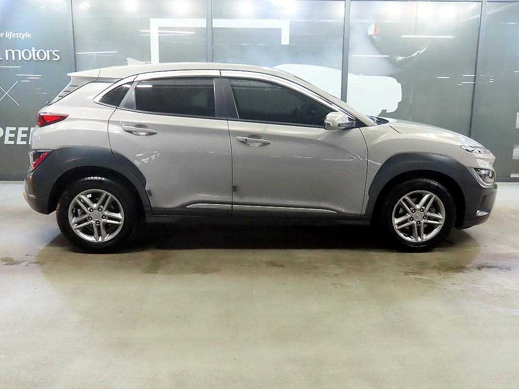 HYUNDAI Kona - Vista 3