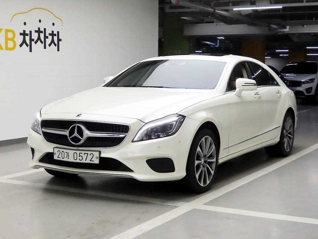 Mercedes Benz CLS Class 2016 Blanco - Importación desde Corea - HF Imports Iquique - Foto 1