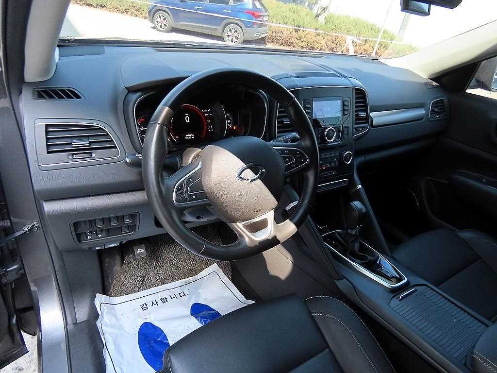 SAMSUNG QM6 - Vista 8