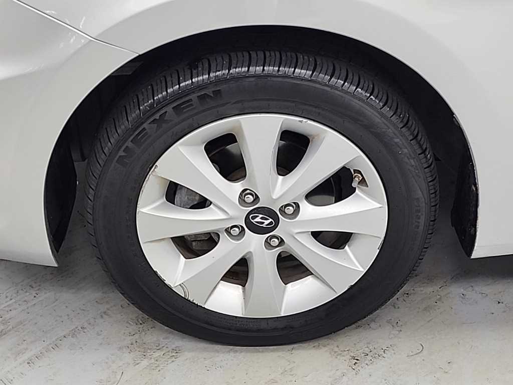 HYUNDAI Accent 2017 Gris - Importación desde Corea - HF Imports Iquique - Foto 19