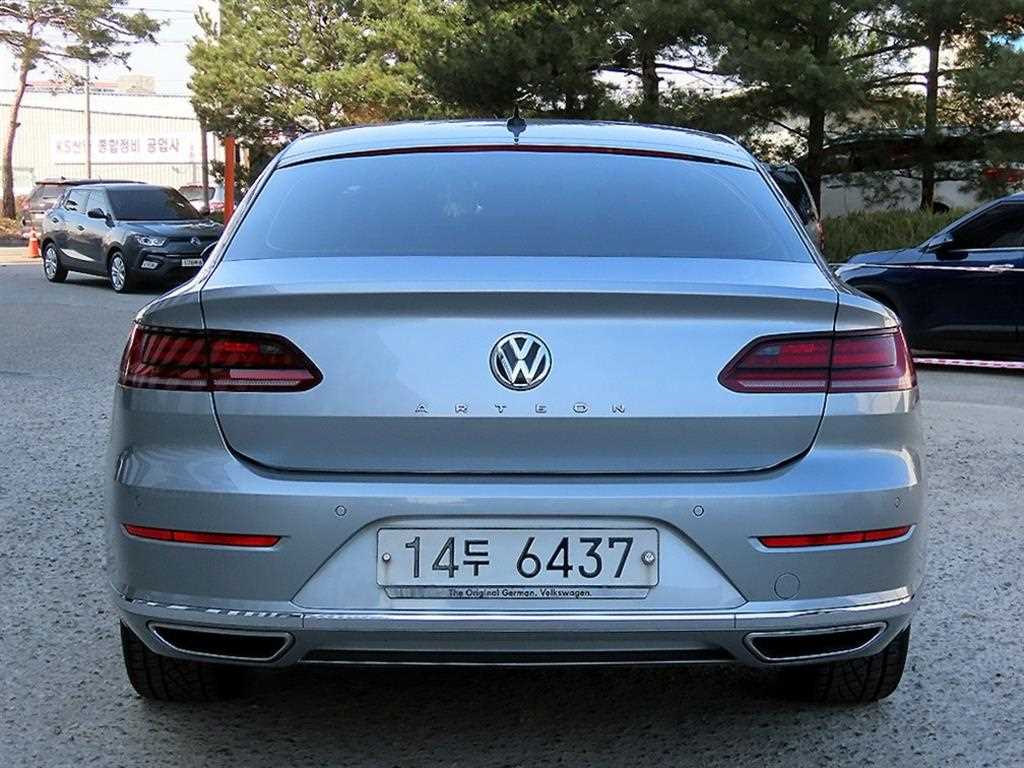 Volkswagen Arteon - Vista 4