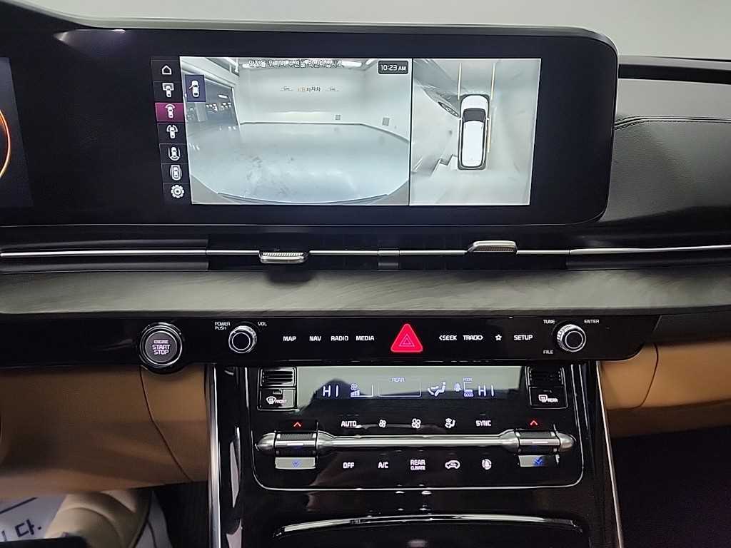 KIA Carnival - Vista 10