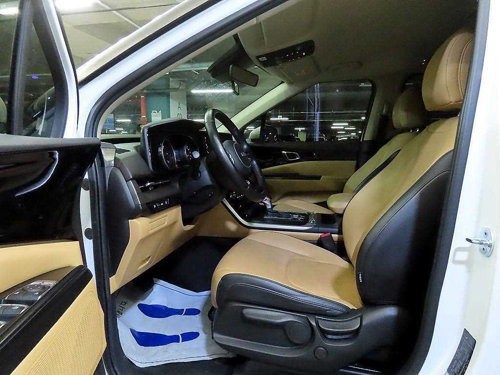 KIA Carnival - Vista 6