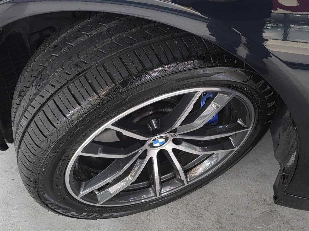 BMW 5 Series 2023 Negro - Importación desde Corea - HF Imports Iquique - Foto 19