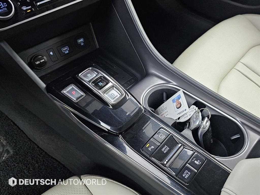 HYUNDAI Sonata - Vista 9