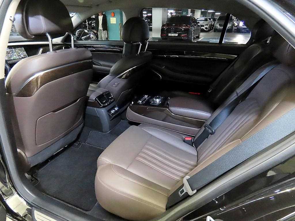 Genesis EQ900 - Vista 7