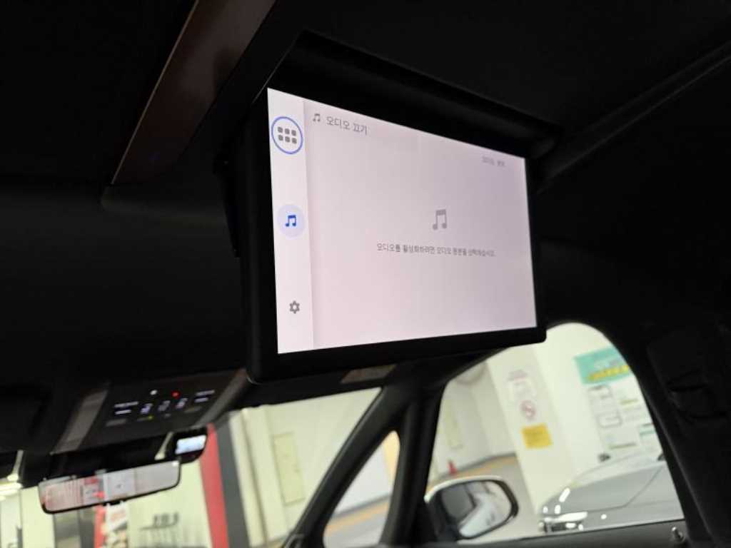 Toyota Alphard - Vista 9