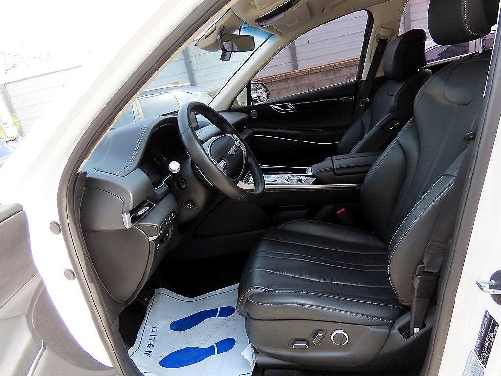 Genesis GV80 - Vista 5