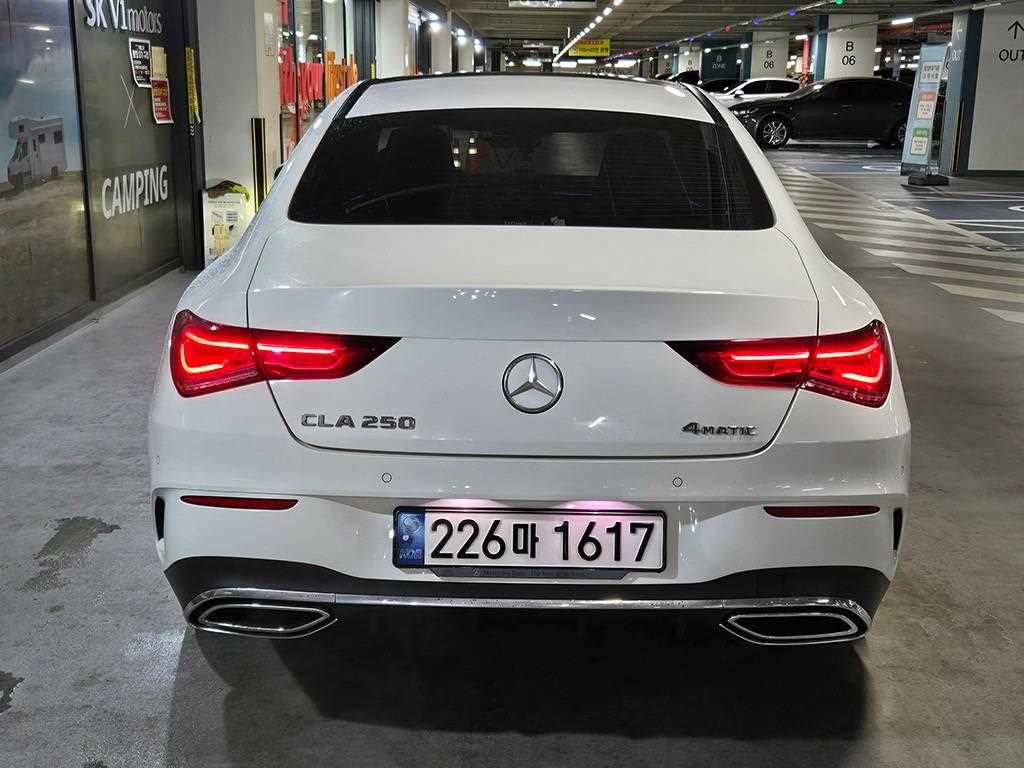 Mercedes Benz CLA Class - Vista 5