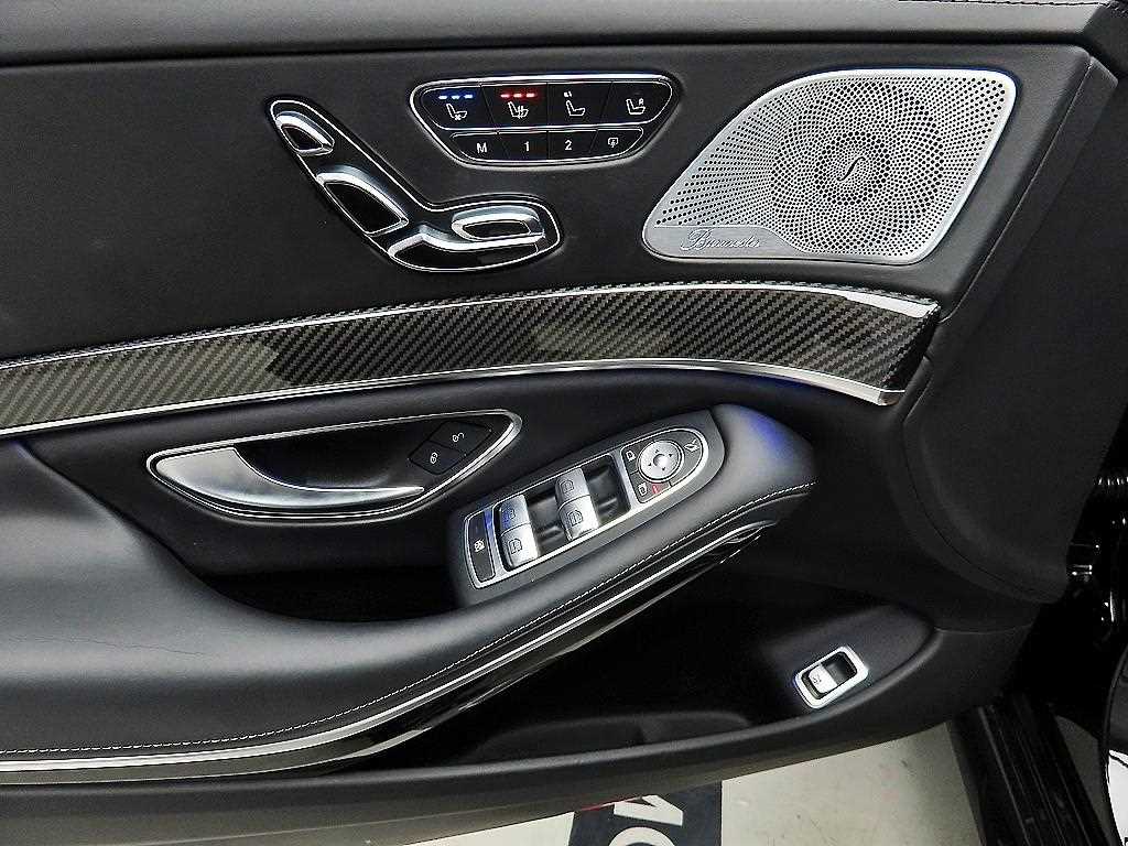 Mercedes Benz S Class - Vista 11