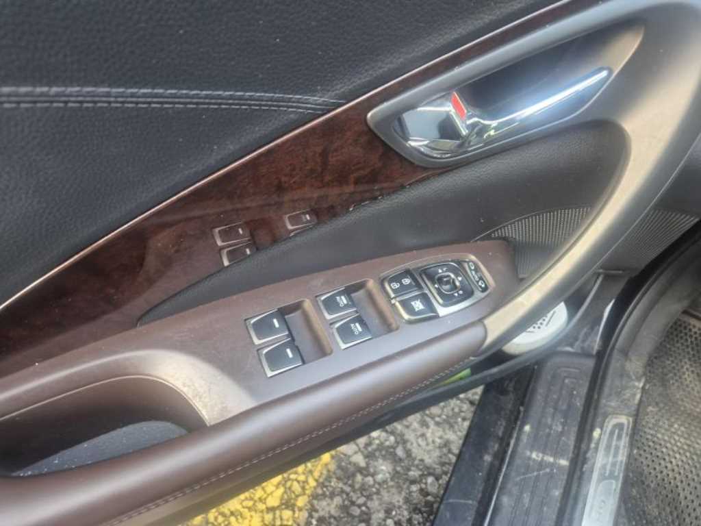 HYUNDAI Grandeur - Vista 3