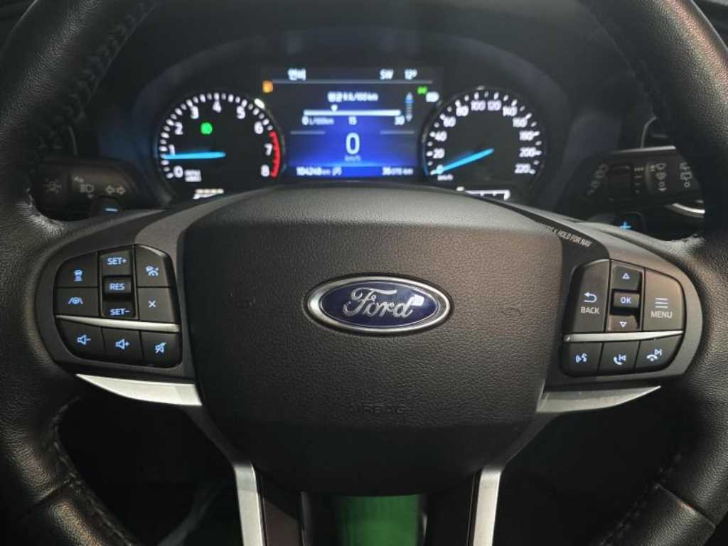 Ford Explorer - Vista 8