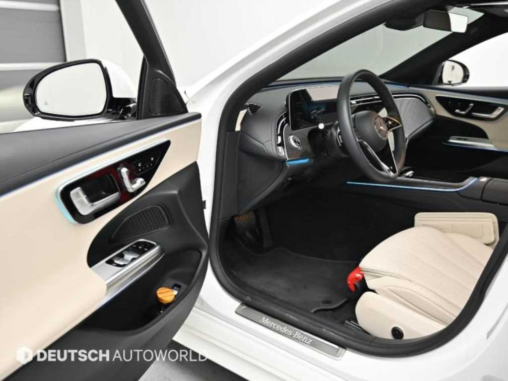 Mercedes Benz E class - Vista 11