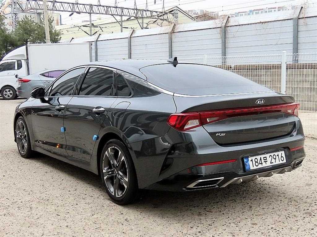 KIA K5 - Vista 3