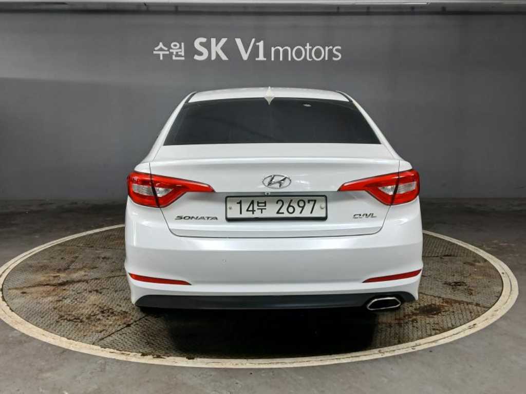 HYUNDAI Sonata - Vista 5