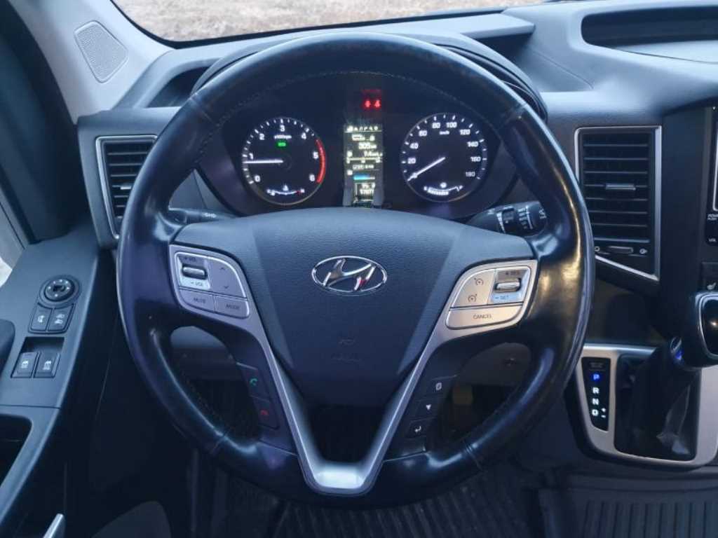 HYUNDAI Solati 2018 Negro - Importación desde Corea - HF Imports Iquique - Foto 13