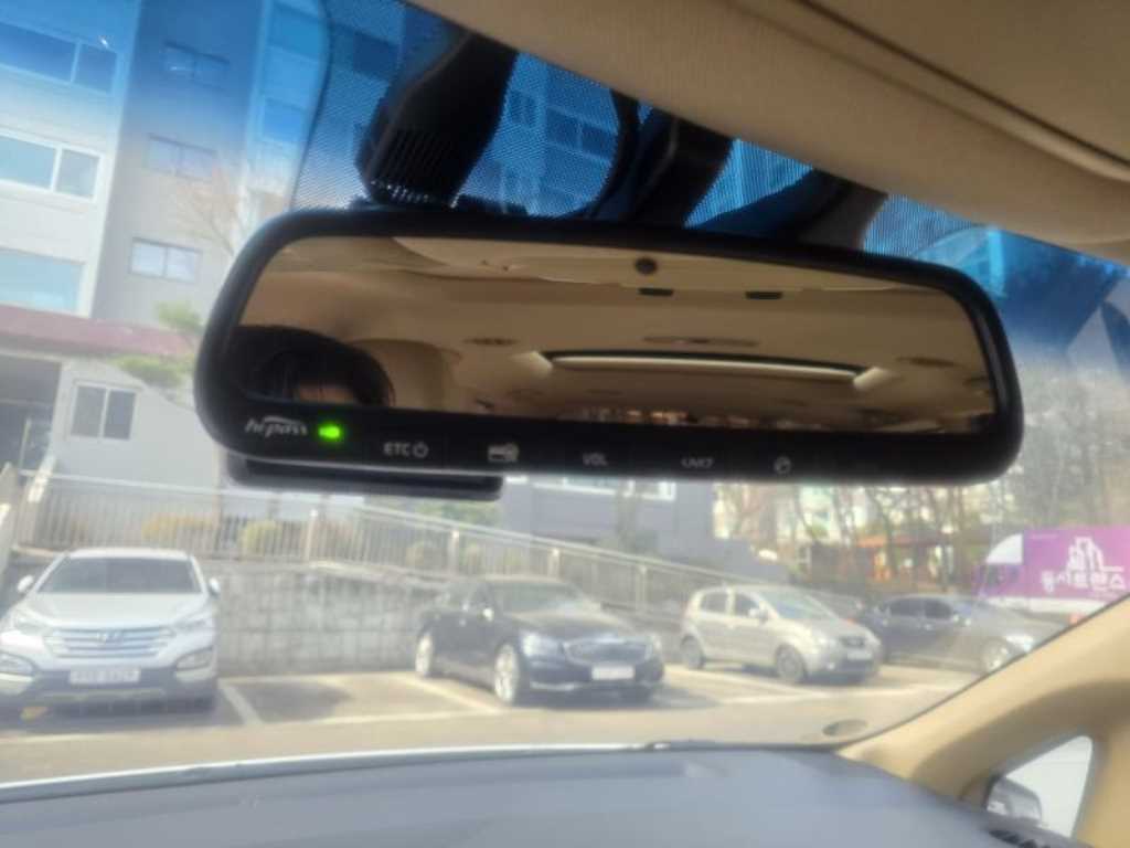 KIA Carnival - Vista 10