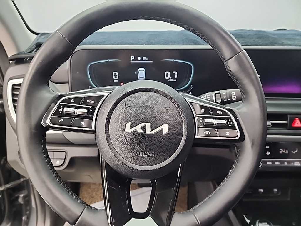 KIA Seltos - Vista 9