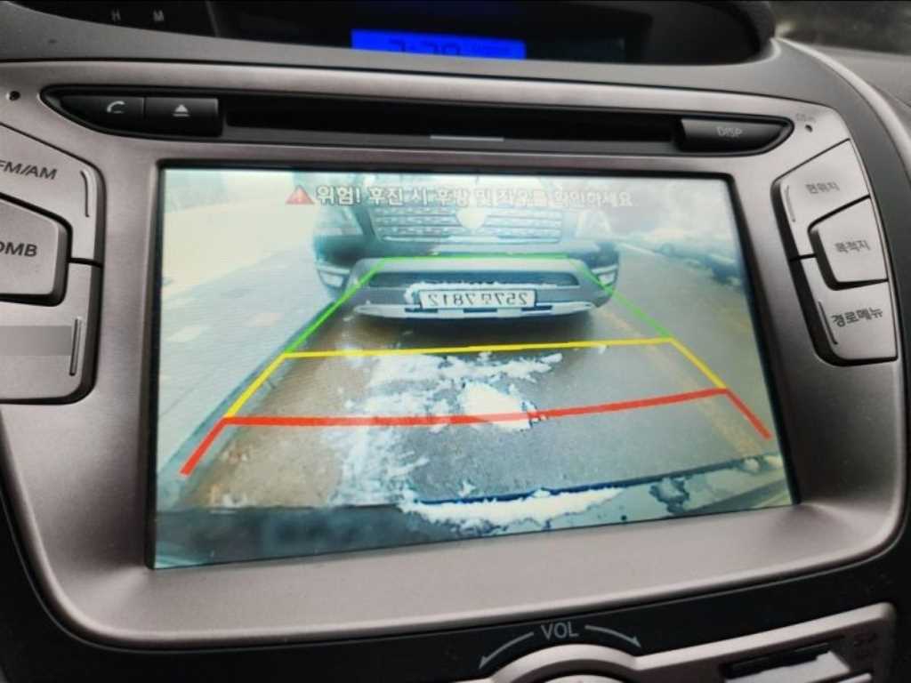 HYUNDAI Avante - Vista 11