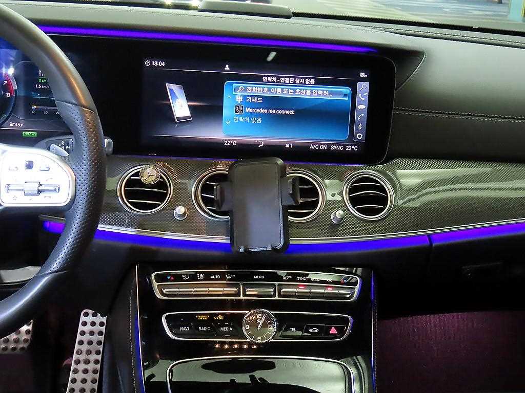 Mercedes Benz E class - Vista 11