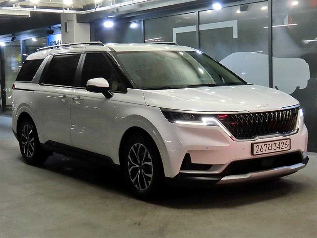 KIA Carnival 2023 Blanco - Importación desde Corea - HF Imports Iquique - Foto 1