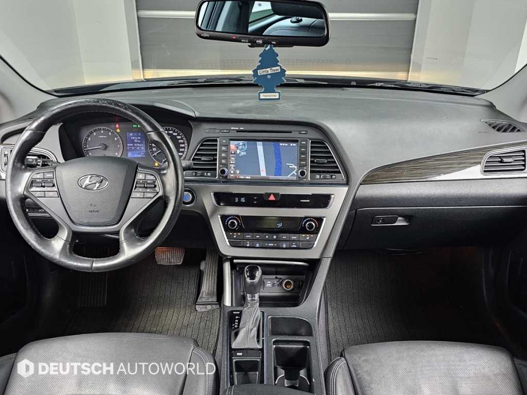 HYUNDAI Sonata - Vista 7