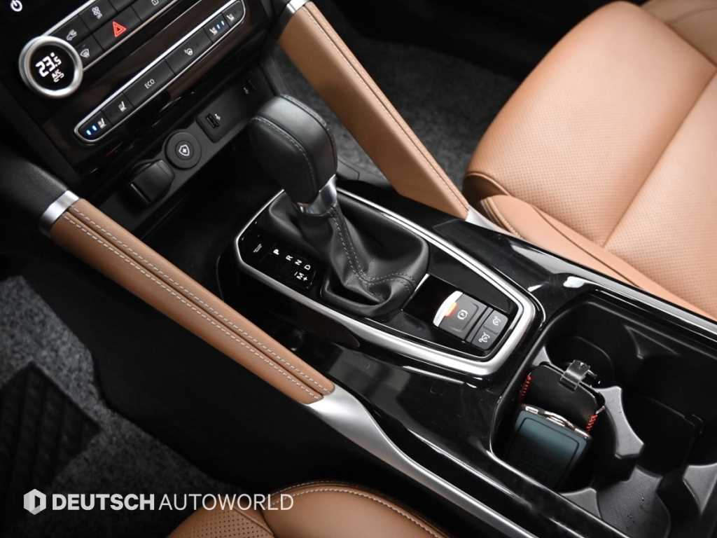 SAMSUNG QM6 - Vista 9